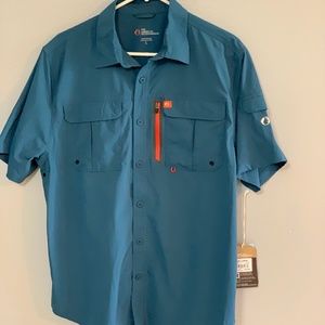 The American OutDoorsMan. (NWT)